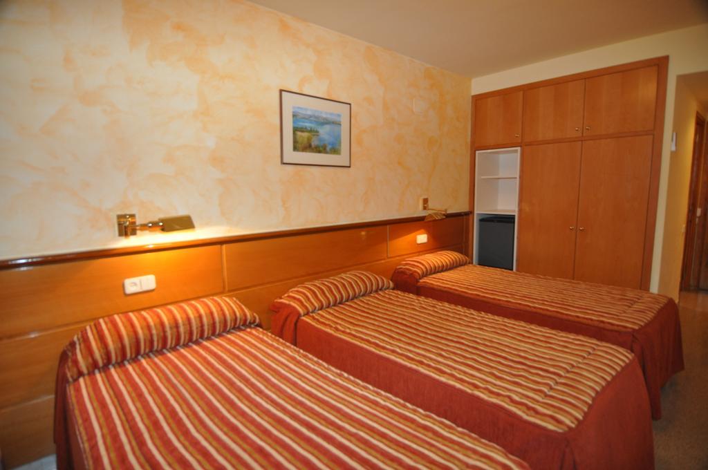 Hotel Sole Pobla de Segur Pokoj fotografie