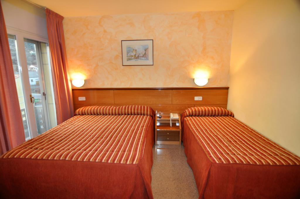 Hotel Sole Pobla de Segur Pokoj fotografie