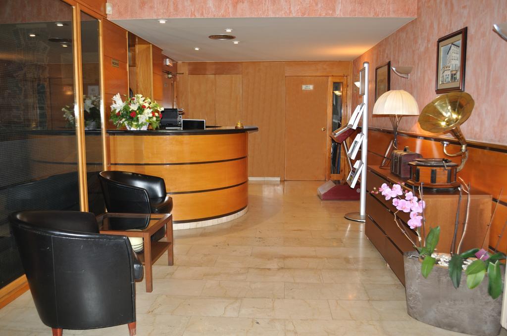Hotel Sole Pobla de Segur Exteriér fotografie